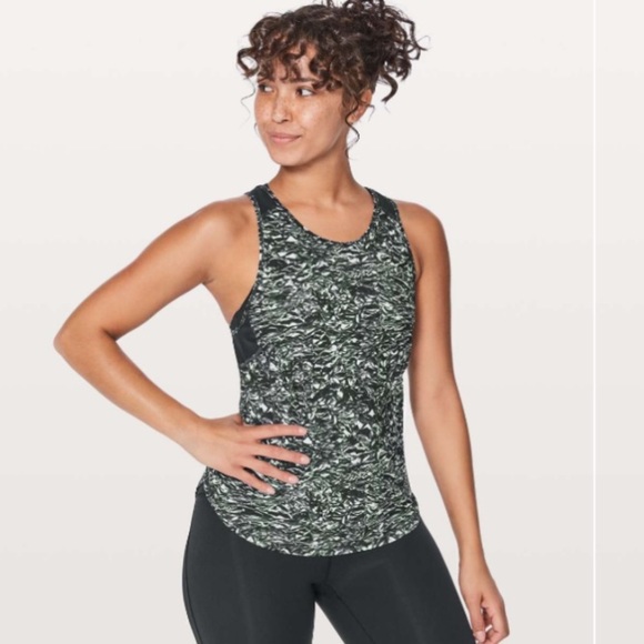 Lululemon Sculpt Tank II - Picture 2 of 13